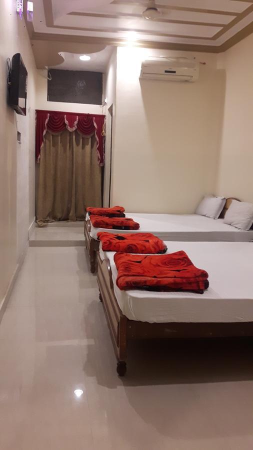 Hotel Lovely Ajmer Buitenkant foto