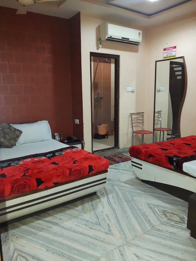 Hotel Lovely Ajmer Buitenkant foto